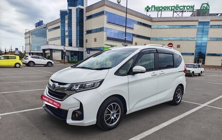 Honda Freed II, 2018 год, 1 699 000 рублей, 3 фотография