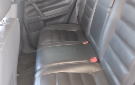 Volkswagen Touareg III, 2003 год, 700 000 рублей, 10 фотография