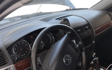 Volkswagen Touareg III, 2003 год, 700 000 рублей, 11 фотография