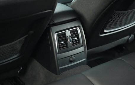 BMW 3 серия, 2018 год, 1 980 000 рублей, 25 фотография