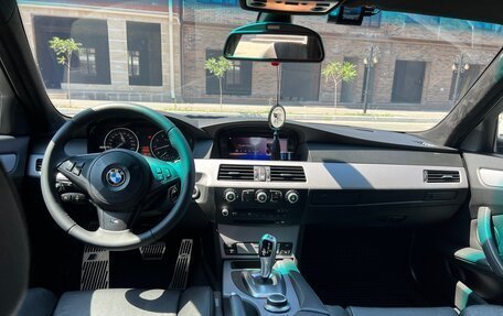 BMW 5 серия, 2008 год, 1 900 000 рублей, 12 фотография