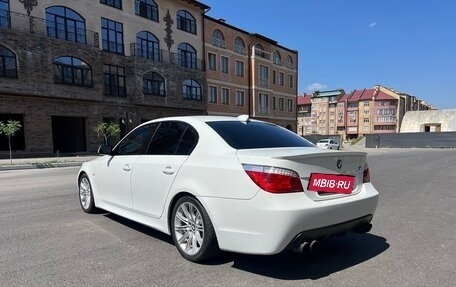 BMW 5 серия, 2008 год, 1 900 000 рублей, 6 фотография