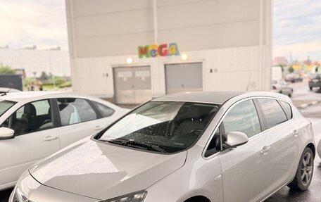 Opel Astra J, 2012 год, 850 000 рублей, 1 фотография
