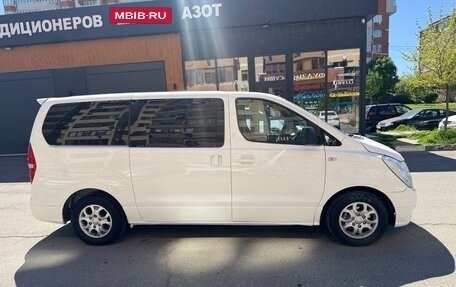 Hyundai Grand Starex Grand Starex I рестайлинг 2, 2008 год, 1 150 000 рублей, 2 фотография