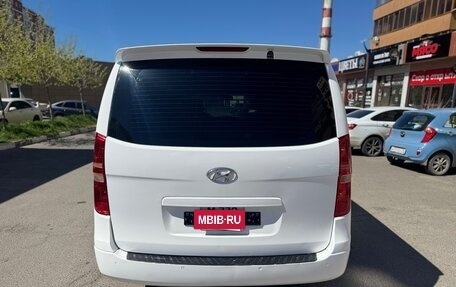 Hyundai Grand Starex Grand Starex I рестайлинг 2, 2008 год, 1 150 000 рублей, 4 фотография