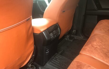 Toyota Land Cruiser Prado 150 рестайлинг 2, 2017 год, 2 910 000 рублей, 13 фотография