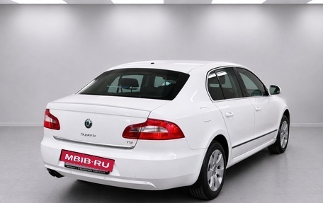 Skoda Superb III рестайлинг, 2013 год, 895 000 рублей, 4 фотография