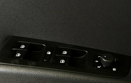 Skoda Superb III рестайлинг, 2013 год, 895 000 рублей, 10 фотография