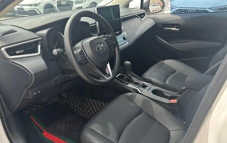 Toyota Corolla, 2023 год, 1 350 000 рублей, 9 фотография
