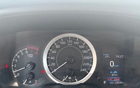 Toyota Corolla, 2023 год, 1 350 000 рублей, 8 фотография