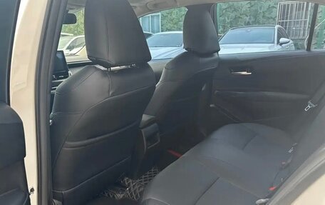 Toyota Corolla, 2023 год, 1 350 000 рублей, 10 фотография