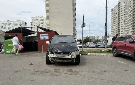 Toyota Gaia, 2001 год, 230 000 рублей, 3 фотография