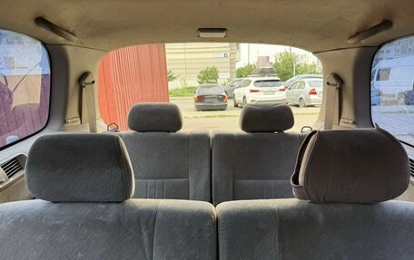 Toyota Gaia, 2001 год, 230 000 рублей, 9 фотография