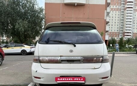 Toyota Gaia, 2001 год, 230 000 рублей, 2 фотография