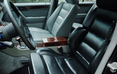 Mercedes-Benz E-Класс, 1994 год, 3 900 000 рублей, 8 фотография