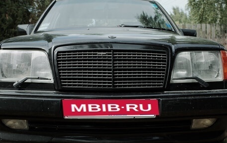Mercedes-Benz E-Класс, 1994 год, 3 900 000 рублей, 3 фотография