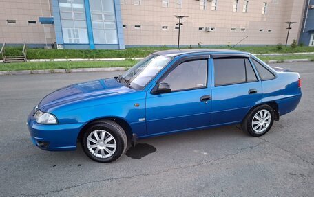Daewoo Nexia I рестайлинг, 2011 год, 320 000 рублей, 4 фотография