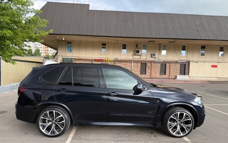 BMW X5, 2018 год, 3 990 000 рублей, 2 фотография