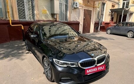 BMW 3 серия, 2021 год, 3 900 000 рублей, 22 фотография