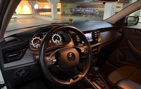 Skoda Rapid II, 2022 год, 1 570 000 рублей, 6 фотография