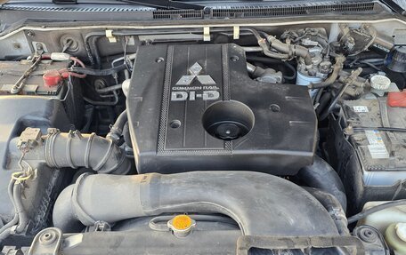 Mitsubishi Pajero IV, 2008 год, 1 599 000 рублей, 11 фотография