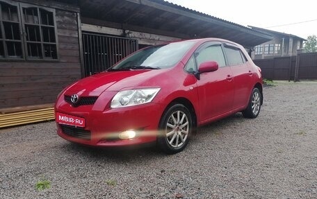 Toyota Auris II, 2008 год, 690 000 рублей, 1 фотография