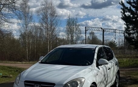 KIA cee'd I рестайлинг, 2008 год, 300 000 рублей, 1 фотография