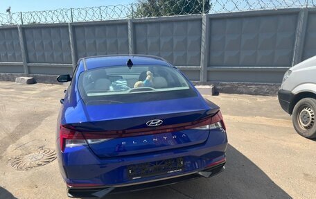Hyundai Elantra, 2021 год, 2 150 000 рублей, 6 фотография