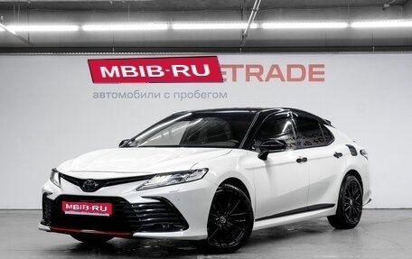 Toyota Camry, 2021 год, 3 799 000 рублей, 1 фотография