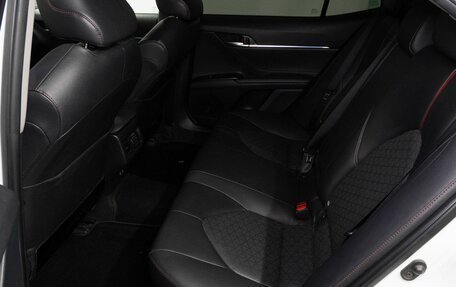 Toyota Camry, 2021 год, 3 799 000 рублей, 16 фотография