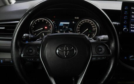 Toyota Camry, 2021 год, 3 799 000 рублей, 20 фотография