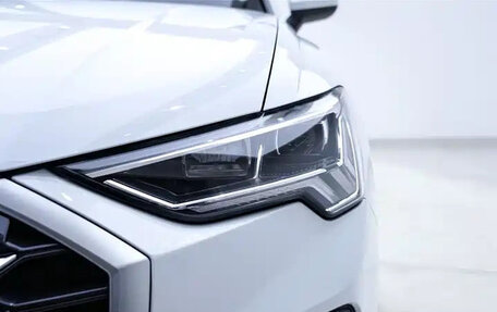 Audi Q3, 2022 год, 1 625 000 рублей, 3 фотография