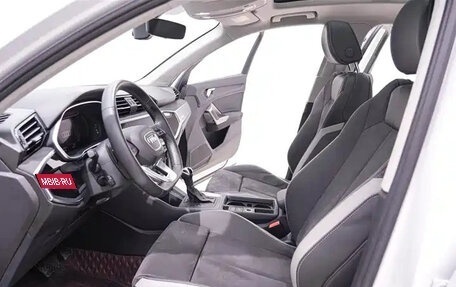 Audi Q3, 2022 год, 1 625 000 рублей, 6 фотография