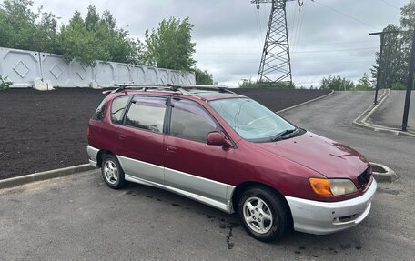 Toyota Ipsum II, 1999 год, 400 000 рублей, 2 фотография