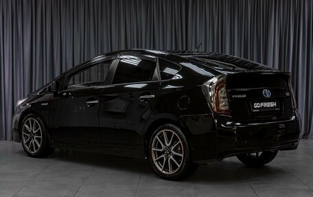 Toyota Prius, 2012 год, 1 029 000 рублей, 2 фотография