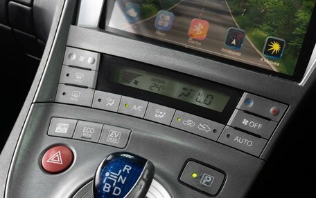 Toyota Prius, 2012 год, 1 029 000 рублей, 12 фотография
