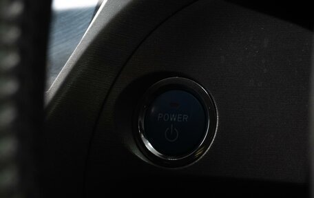 Toyota Prius, 2012 год, 1 029 000 рублей, 16 фотография