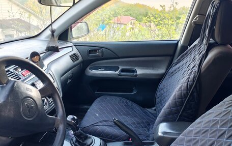 Mitsubishi Lancer IX, 2005 год, 360 001 рублей, 5 фотография