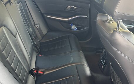 BMW 3 серия, 2020 год, 3 900 000 рублей, 26 фотография