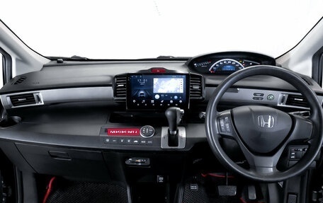Honda Freed II, 2016 год, 1 400 000 рублей, 14 фотография
