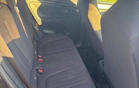 Toyota Yaris Cross, 2020 год, 1 990 000 рублей, 10 фотография