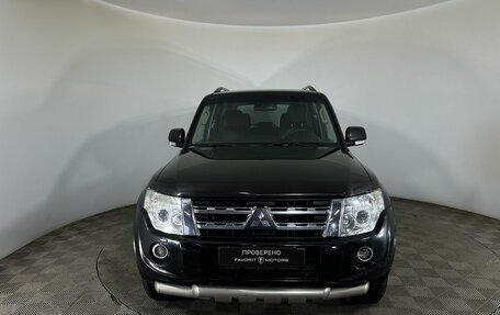 Mitsubishi Pajero IV, 2013 год, 2 200 000 рублей, 2 фотография