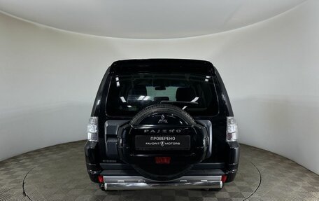 Mitsubishi Pajero IV, 2013 год, 2 200 000 рублей, 3 фотография