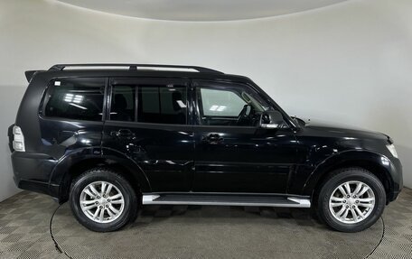 Mitsubishi Pajero IV, 2013 год, 2 200 000 рублей, 4 фотография