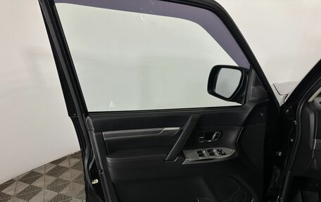 Mitsubishi Pajero IV, 2013 год, 2 200 000 рублей, 8 фотография
