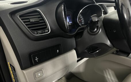 KIA Carnival III, 2020 год, 2 950 000 рублей, 9 фотография