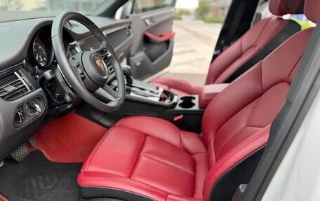 Porsche Macan I рестайлинг, 2022 год, 8 фотография
