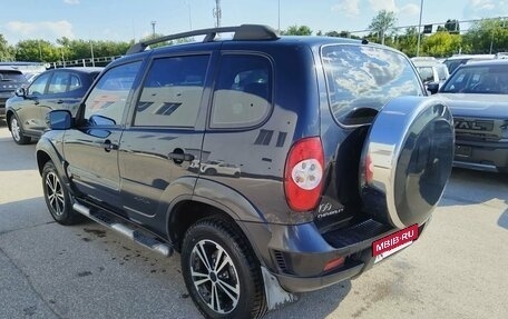 Chevrolet Niva I рестайлинг, 2011 год, 397 000 рублей, 2 фотография