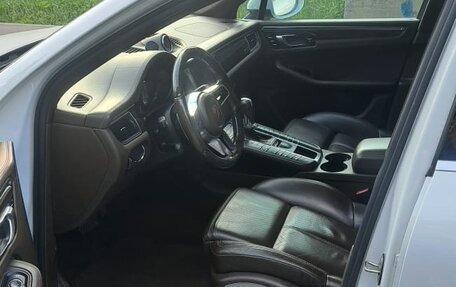 Porsche Macan I рестайлинг, 2016 год, 3 150 000 рублей, 10 фотография