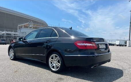 Mercedes-Benz E-Класс, 2011 год, 1 590 000 рублей, 11 фотография